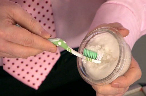 Забота о зубах своими руками: делаем зубную пасту