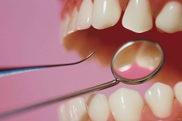 Как самому вылечить зубы без стоматолога