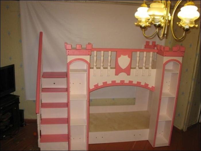 Кровать-замок для дочери своими руками